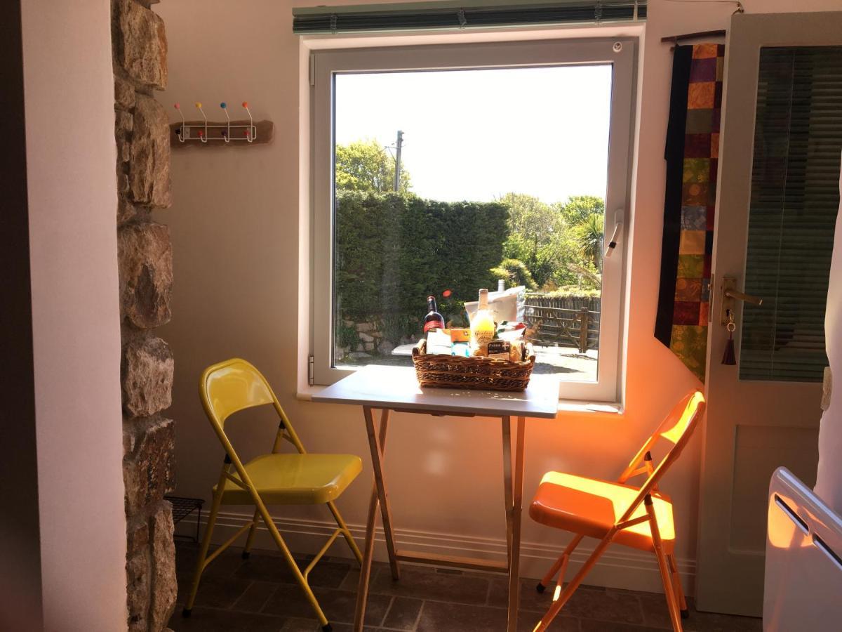 The Wrens Annexe - Stylish Self-Contained 2-Bed Annexe Penzance Bagian luar foto
